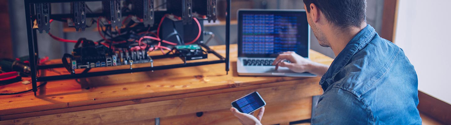 Electronics and Computer Technology Careers | DeVry University